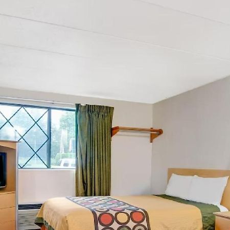Super 8 By Wyndham Stamford/New York City Area Zewnętrze zdjęcie