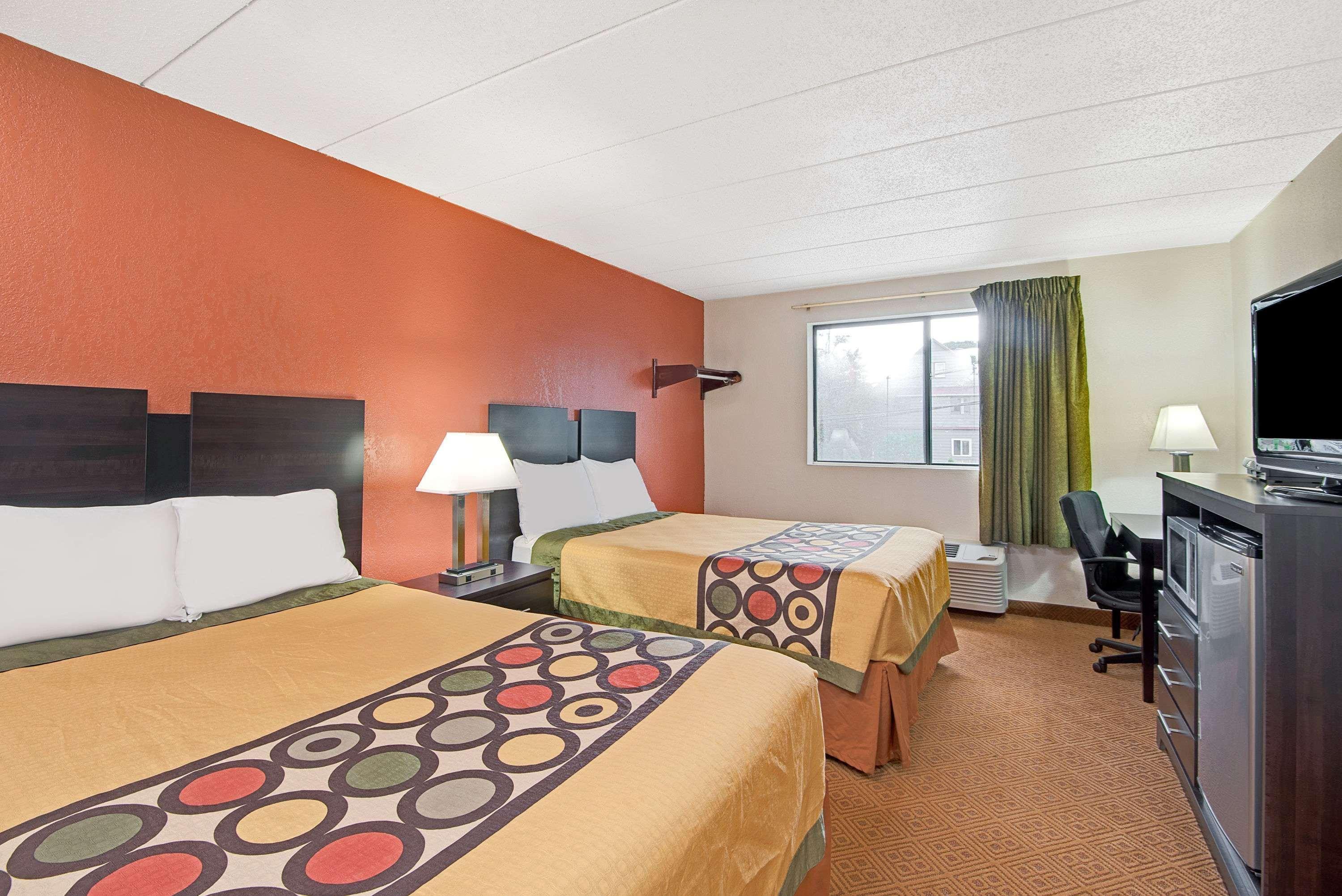 Super 8 By Wyndham Stamford/New York City Area Zewnętrze zdjęcie