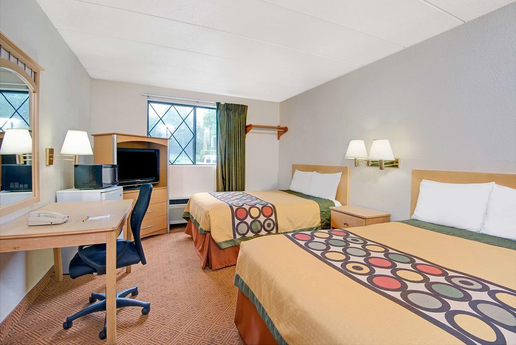 Super 8 By Wyndham Stamford/New York City Area Zewnętrze zdjęcie